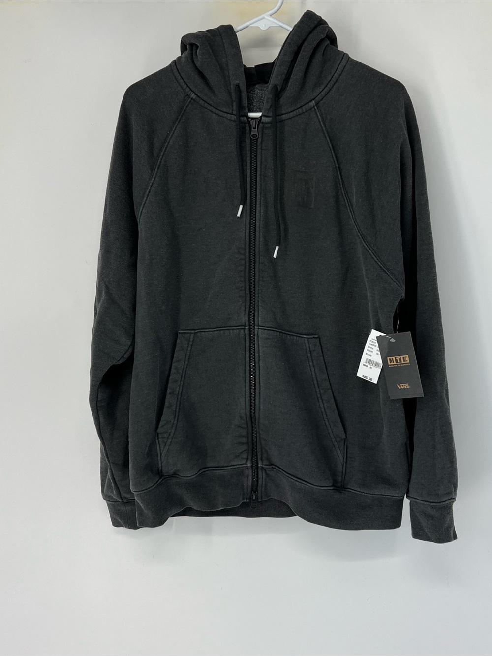 Vans mte men’s hoodie medium NEW